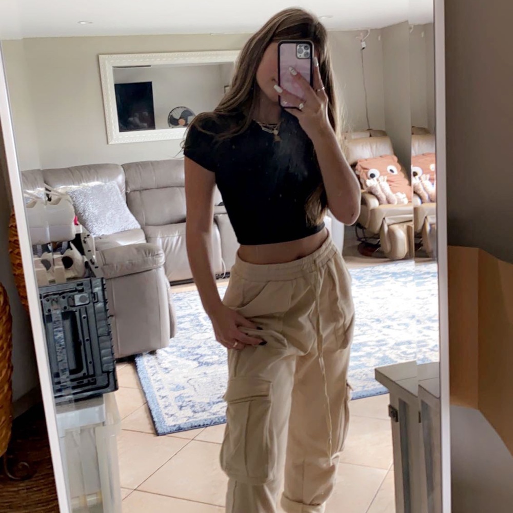 Black crop top